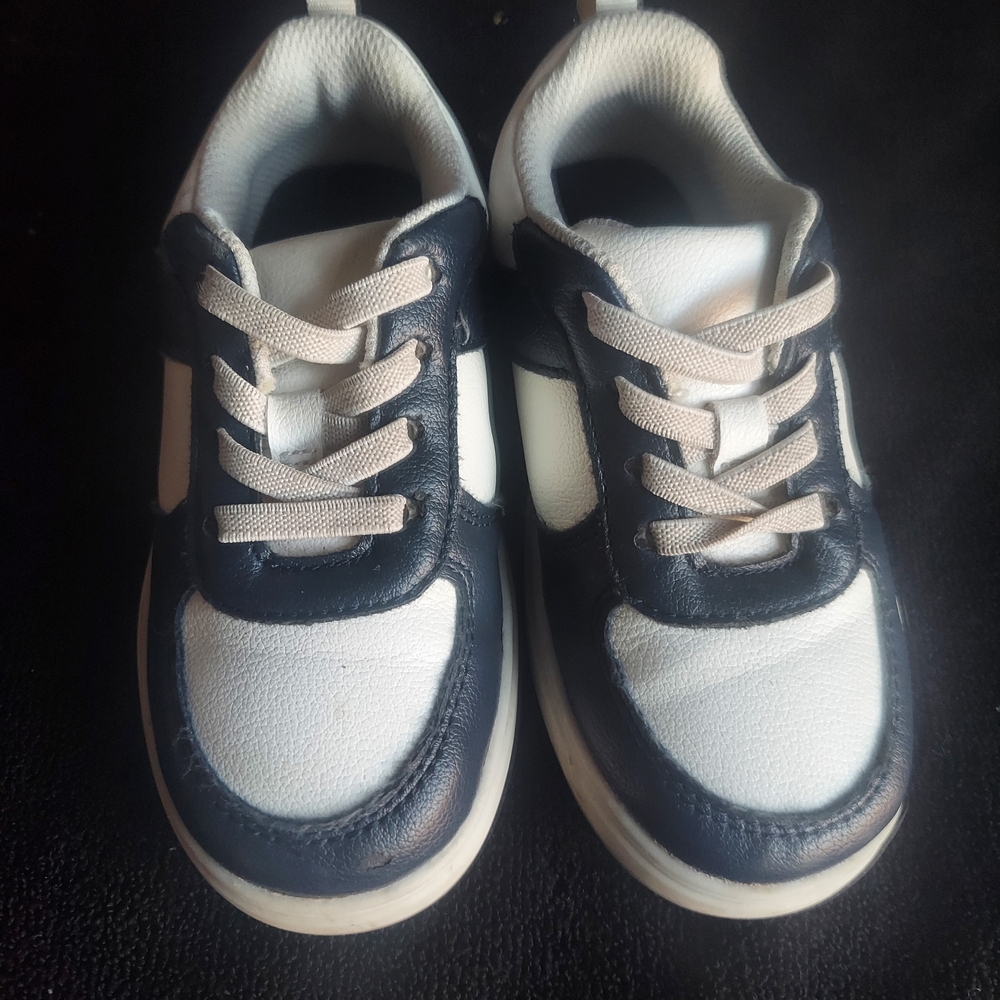 Kids Old Navy and White Sneakers-size 10